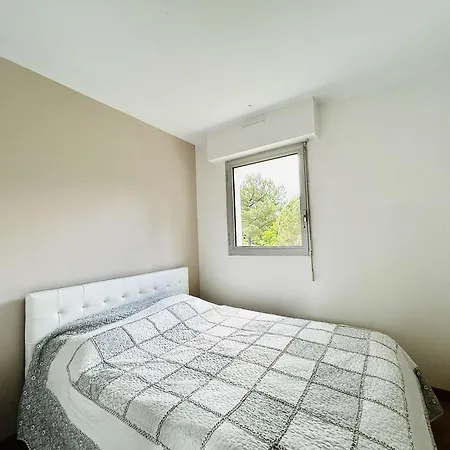 T2 Bis Avec Terrasse, Proche Parc Des Dryades Et - Les Pins - Fr-1-245-199 Apartamento *